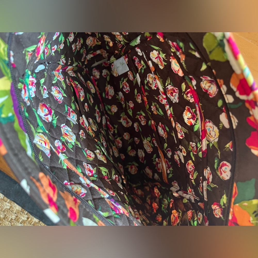 Vera Bradley Purse - Picture 4 of 12